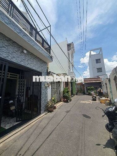 BÁN GẤP NHÀ Nguyễn Ảnh Thủ  Quận 12, VỊ TRÍ ĐẸP, DT 95M² (4.3 × 22)