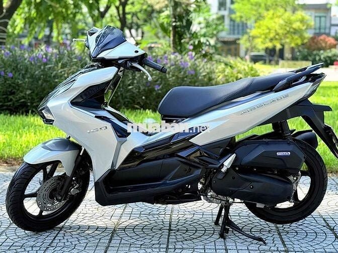 Ab 160 abs, biển 43. màu bạc porcher siêu đẹp