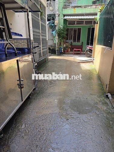 Nhà Bán 1 trệt 2 lầu đúc NHÀ ĐẸP Ở LIỀN ngang4.5mx5m 2 phòng ngủ