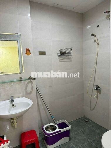 Cho thuê Zen Tower. 2pn 2wc Nhà trống. Và nội thất.