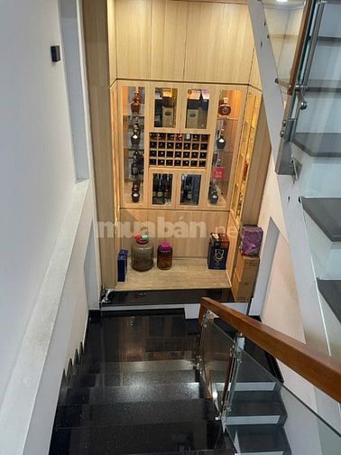 CHO THUÊ NHÀ MỚI XÂY HẺM 8M ĐỐI DIỆN TRƯỜNG PTTH DƯƠNG VĂN THÌ