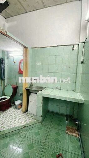 Bán nhà Cách mat tien 5 căn nhà  Đinh Hòa P13 Q8 dùm e

Giá: 1.ty.380