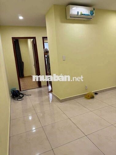 Cho thuê Zen Tower. 2pn 2wc Nhà trống. Và nội thất.