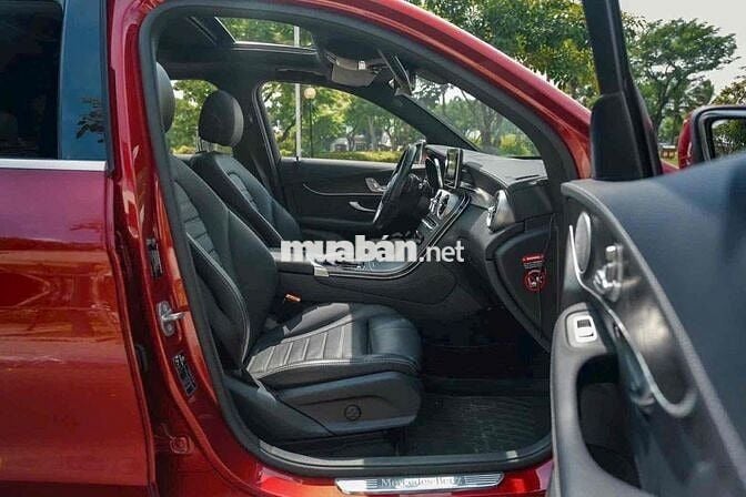 Mercedes GLC300 4Matic 2019 Lướt 66.000km