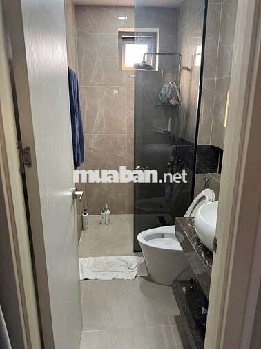 Cần cho thuê nhà nguyên căn tiện kinh doanh online or ở