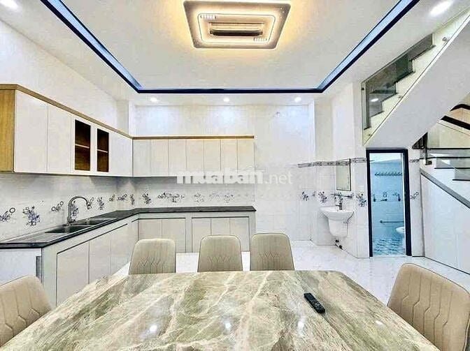 NHÀ ĐẸP FULL NỘI THẤT 5X18 4PN3WC TL22 Q.12 GIÁ TỐT