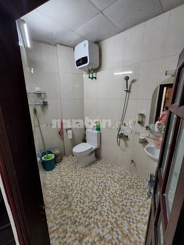 Bán nhà MP Thịnh Liệt, HM giá 10.8 tỷ, 45mx2T, lô góc, KD tốt 