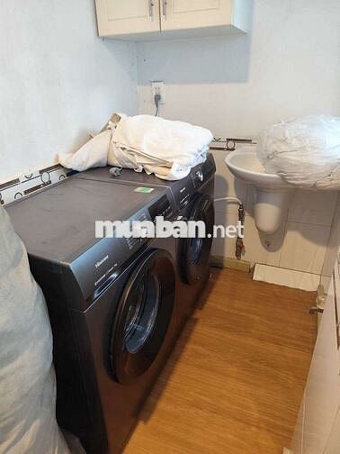 Cần cho thuê phòng dài hạn ở Thái Văn Lung, Quận 1