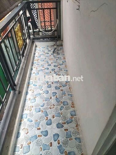 Cho thuê nhà nguyên căn hẻm 95 lê văn lương