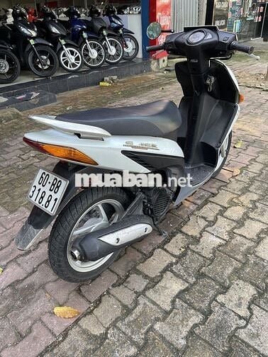 Honda Click 110 màu Trắng