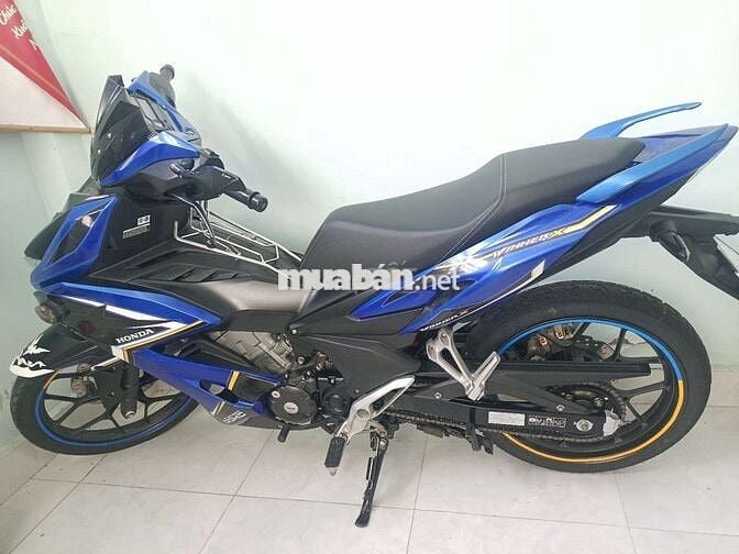 Cần bán xe Winner X V2 ABS chính chủ, đẹp mới 95%