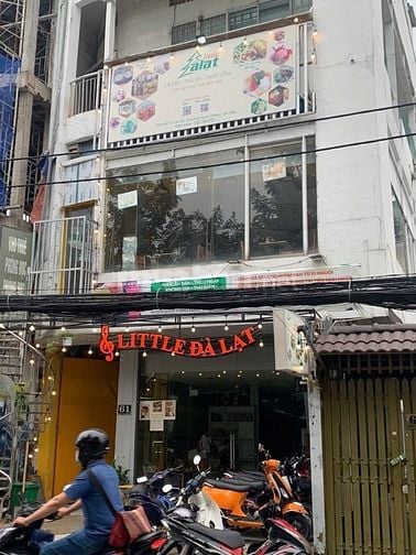 Tuyển nhân viên pha chế nước uống 