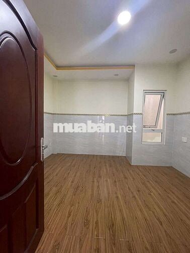 Nhà 4 phòng ngủ.gần khu dân cư Vĩnh Lộc.chợ Bình Thành