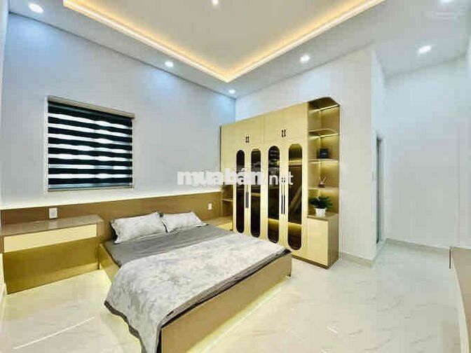 bán căn Nguyễn Thái Sơn 54m2, 1trệt 2lầu, HXH, giá 5tỉ500. SHR.