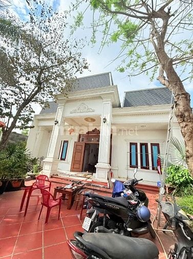 Bán đất thổ cư tặng nhà Tân cổ điển