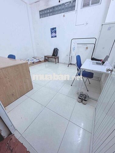 Cho thuê phòng 2tr7 ( thêm 1 người + 800k )