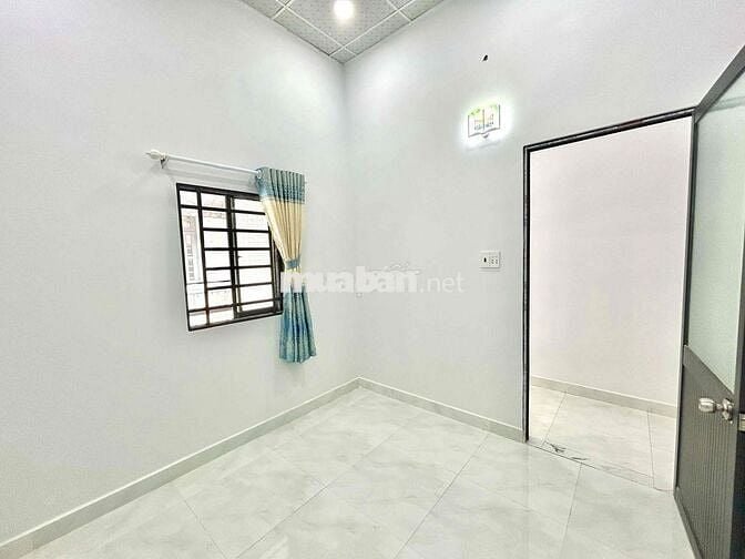 Nhà Ngộp Ngay KCn Cầu Tràm 2PN 2Wc SHR 1Ty790