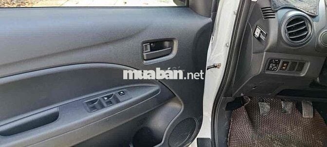 Mitsubishi Attrage 2023 1.2 MT - 32000 km