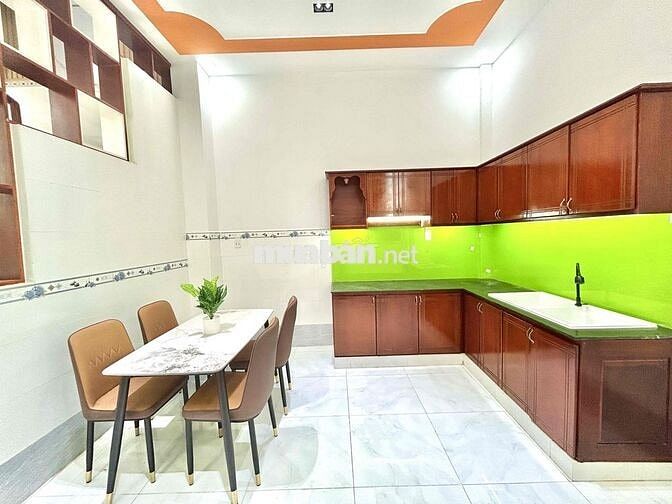 Nhà Ngộp Ngay KCn Cầu Tràm 2PN 2Wc SHR 1Ty790