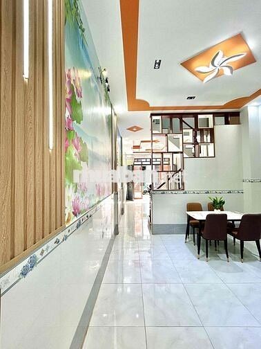 Nhà Ngộp Ngay KCn Cầu Tràm 2PN 2Wc SHR 1Ty790