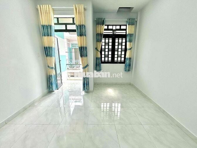 Nhà Ngộp Ngay KCn Cầu Tràm 2PN 2Wc SHR 1Ty790