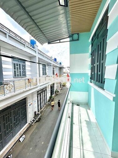 Nhà Ngộp Ngay KCn Cầu Tràm 2PN 2Wc SHR 1Ty790