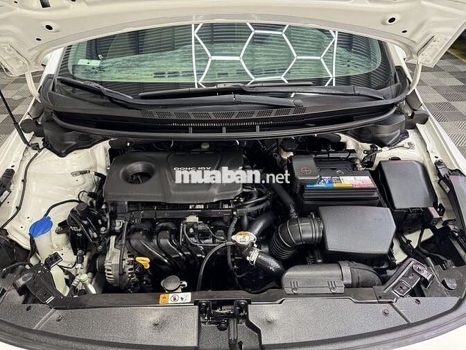 Kia Cerato 2016 1.6 MT - 103000 km