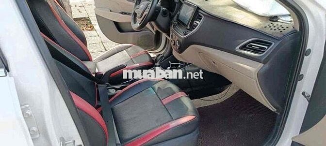 Hyundai Accent 2023 1.4 AT - 100000 km