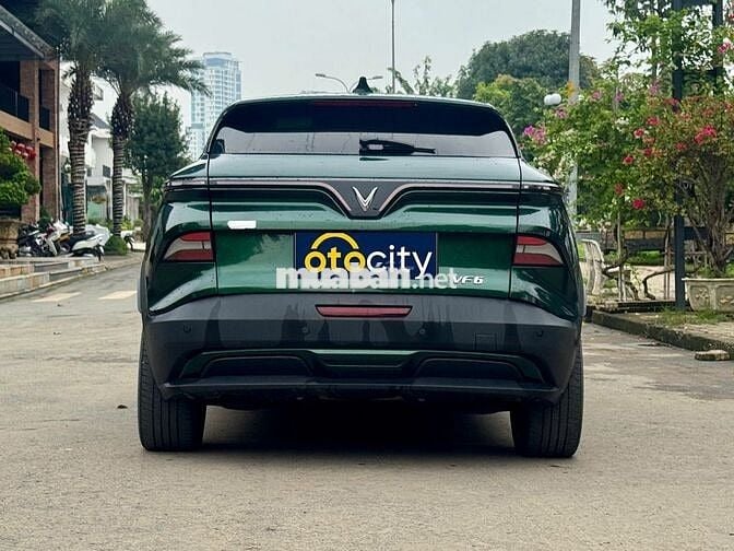 VinFast VF6 Plus 2023 - Màu xanh - 3vkm - Mua pin