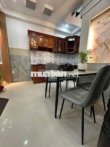 Bán nhà 3T 3pn gần ngã 6 gò vấp 4x7.2 chỉ hơn 3 tỷ.sổ riêng