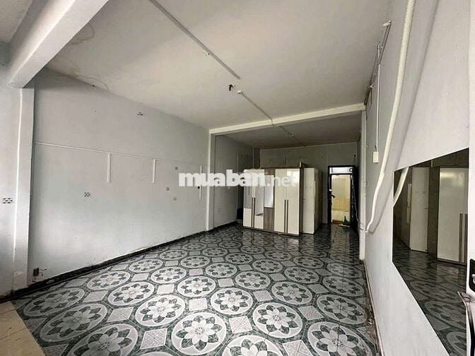 CHO THUÊ NHÀ MAT TIEN HÙNG VUONG Q.5