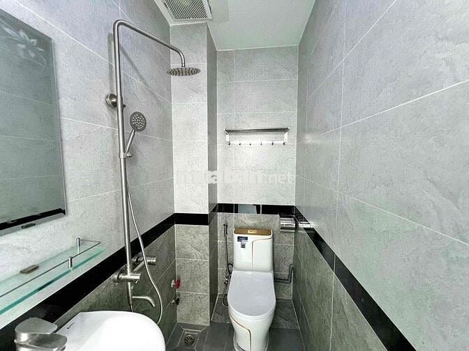 🏠 Ngay mặt tiền CMT8 - Studio view kính Full NT - Trống sẵn