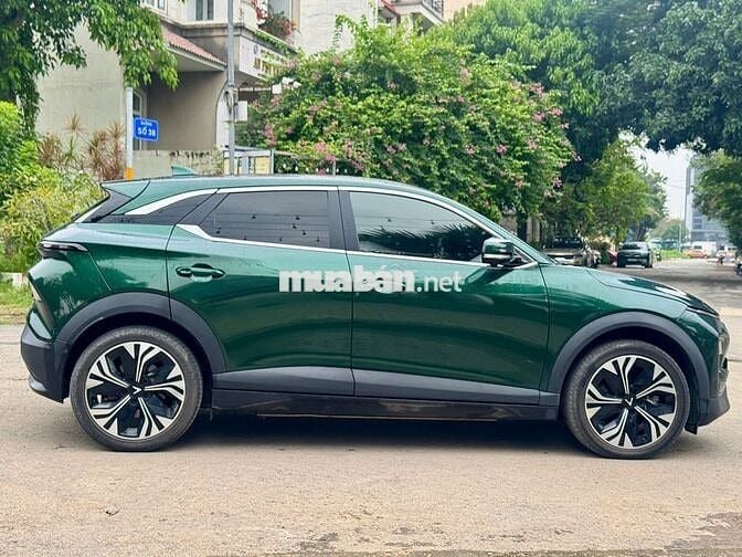 VinFast VF6 Plus 2023 - Màu xanh - 3vkm - Mua pin