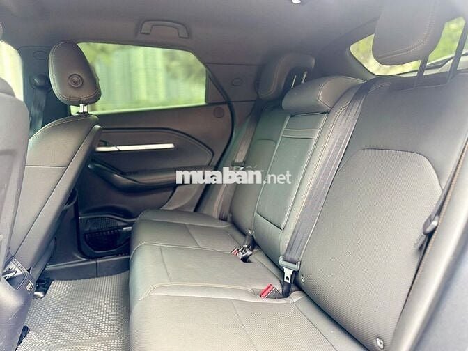 VinFast VF6 Plus 2023 - Màu xanh - 3vkm - Mua pin