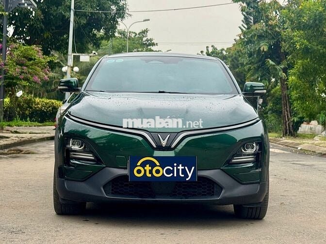 VinFast VF6 Plus 2023 - Màu xanh - 3vkm - Mua pin