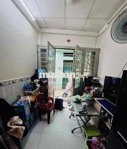 Bán nhà Bình Tiên Quận 6, DTSD 30m2- Dt 15m2- 2 tầng- 1ty 75 sổ riêng