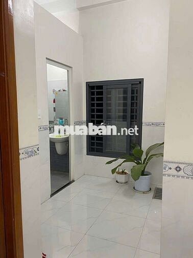 Ra nhà một lầu một trệt một Tum tại thành phố Hồ Chí Minh Thuận Giao