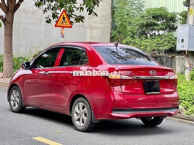 Hyundai I10 1.2AT 2019 - xe gia đình chuẩn 50.000k