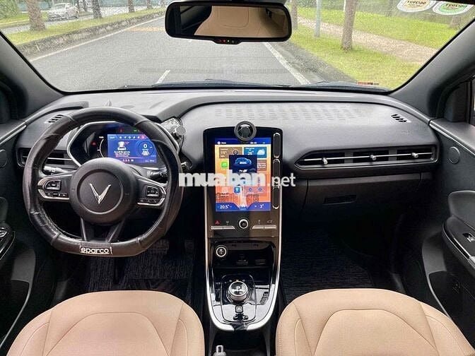 VFe34 2022 Thuê Pin Tiên Phong