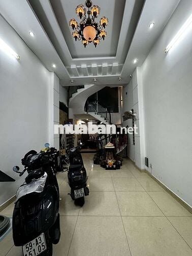 Căn góc 2 MT 75m2 ngang 5m HXT CMT8 4 tầng BTCT Khu an ninh Sổ chuẩn