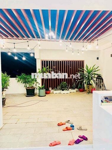 CHO THUÊ BIỆT THỰ 134B THÀNH THÁI Q.10 - 5 TẦNG MỚI ĐẸP- DTSD 560M2