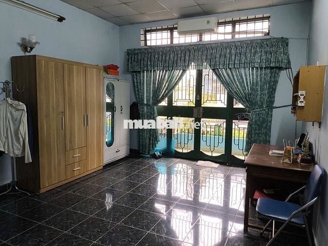 Nhà cho thuê nguyên căn quận Tân Bình đường Phan Huy Ích hẻm rộng.