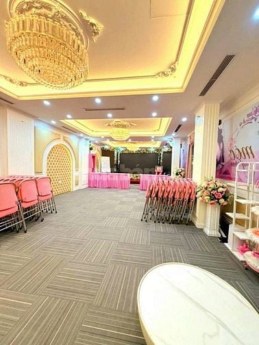 Bán nhà mặt phố Hoàng Quốc Việt Việt, P Nghĩa Đô 100m2, 9 tầng, MT 6m