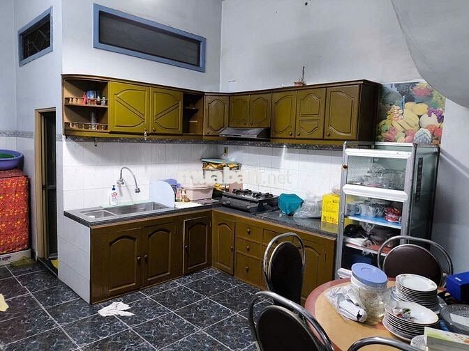 Nhà cho thuê nguyên căn quận Tân Bình đường Phan Huy Ích hẻm rộng.