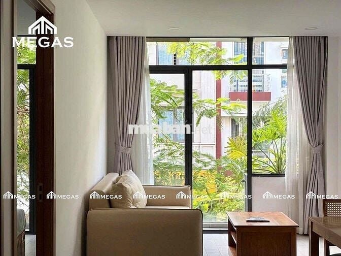 1PN BAN CÔNG DIỆN TÍCH LỚN TẠI TRUNG TÂM QUẬN 7. NỘI THẤT CAO CẤP