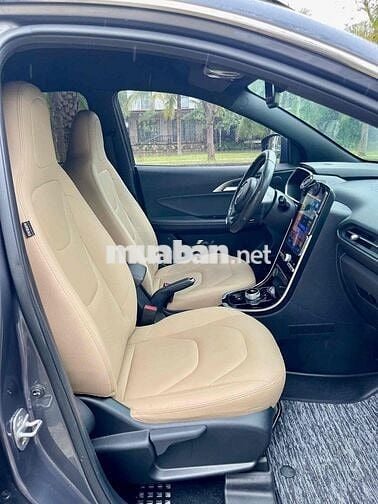 VFe34 2022 Thuê Pin Tiên Phong