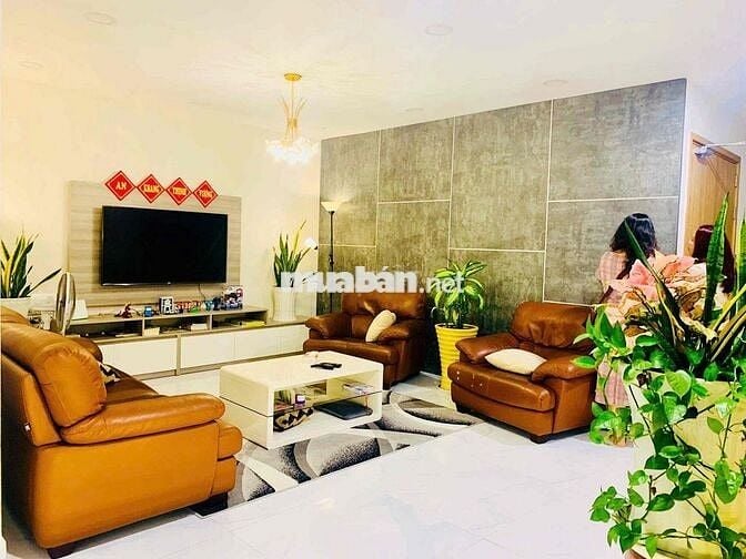 CHO THUÊ BIỆT THỰ 134B THÀNH THÁI Q.10 - 5 TẦNG MỚI ĐẸP- DTSD 560M2