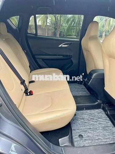 VFe34 2022 Thuê Pin Tiên Phong