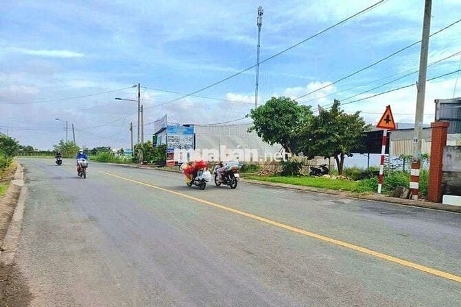 Hàng Vip, 440m2 đất ở đô thị Tân Trụ, Tỉnh lộ 833 chỉ 3.2 tỷ