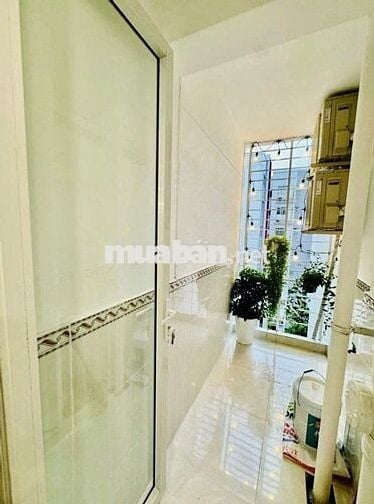 CĂN HỘ RUBY CELADON (SHR) - 96M2, 3 PN, 2 WC, TẶNG FULL NỘI THẤT.